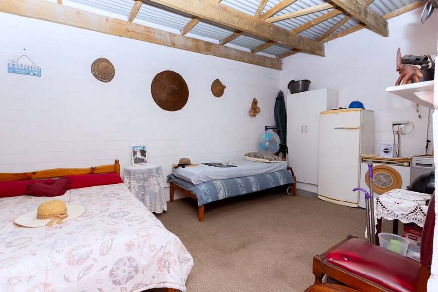 2 Bedroom Property for Sale in Laaiplek Western Cape